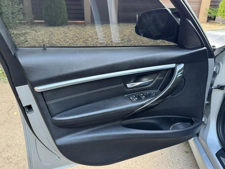 BMW 3 серія 2015 - 20