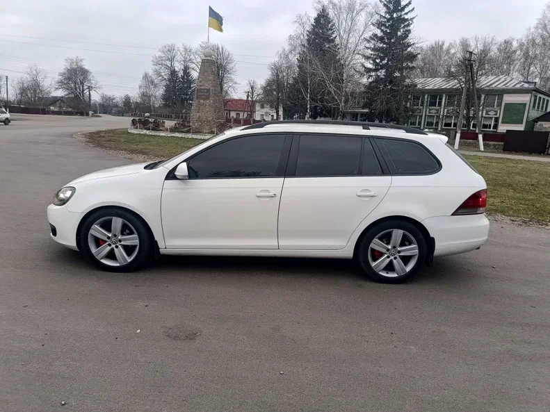 Volkswagen Golf 2011 - 7