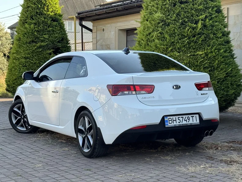 Kia Cerato 2012 - 15