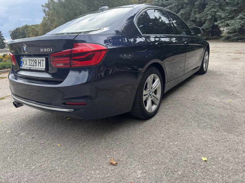 BMW 3 серии 2017