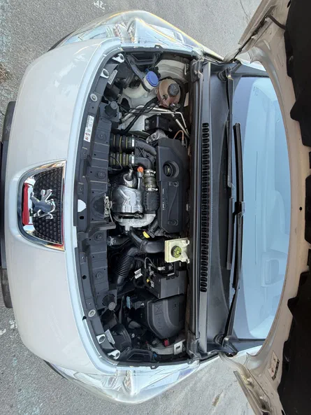 Peugeot 3008 2011 - 11