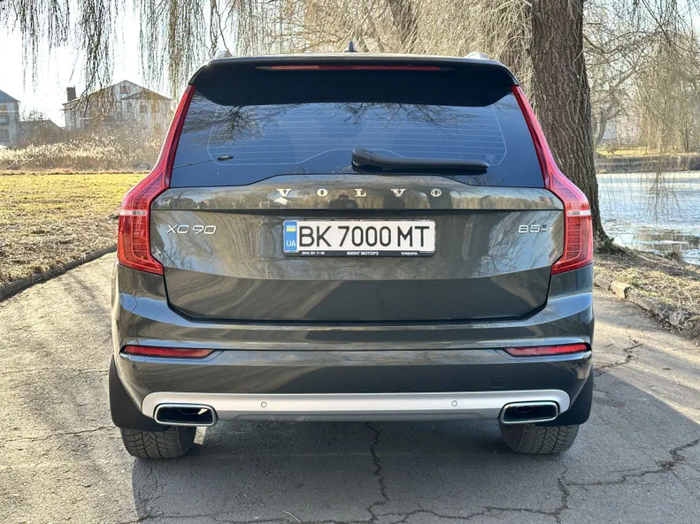Volvo XC90 2021 - 12