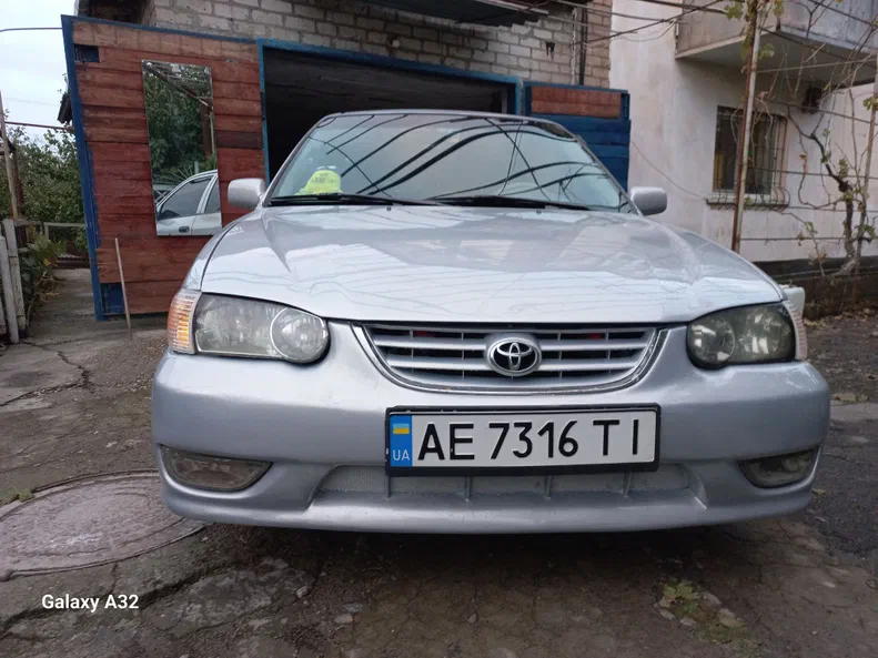 Toyota Corolla 2000