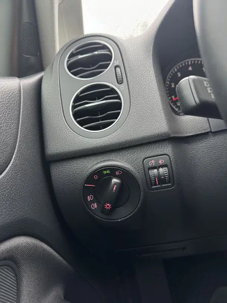 Volkswagen Golf 2010 - 5