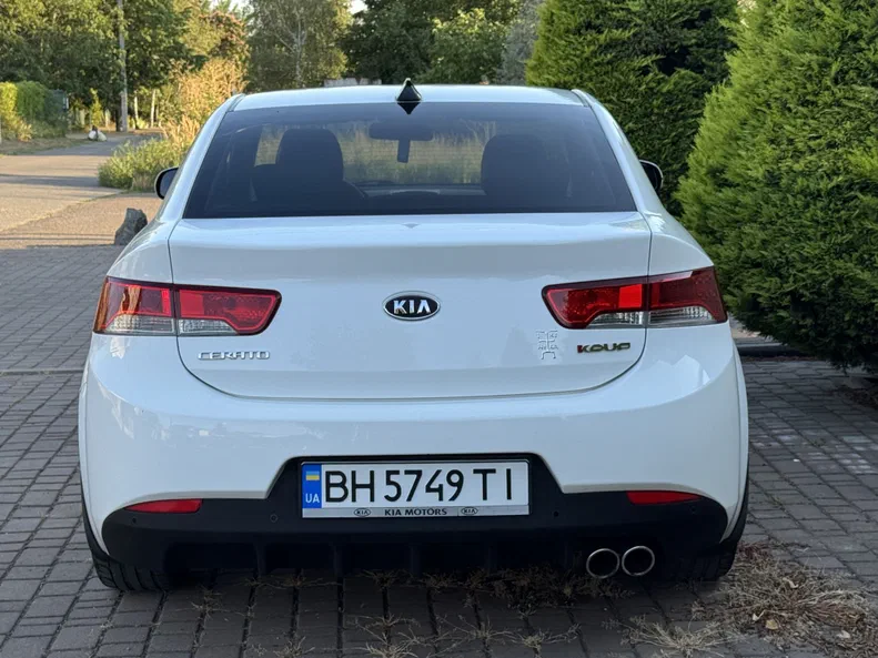 Kia Cerato 2012 - 9
