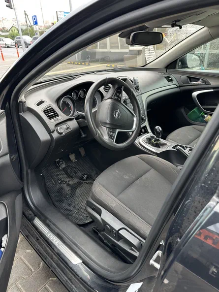 Opel Insignia 2010 - 9