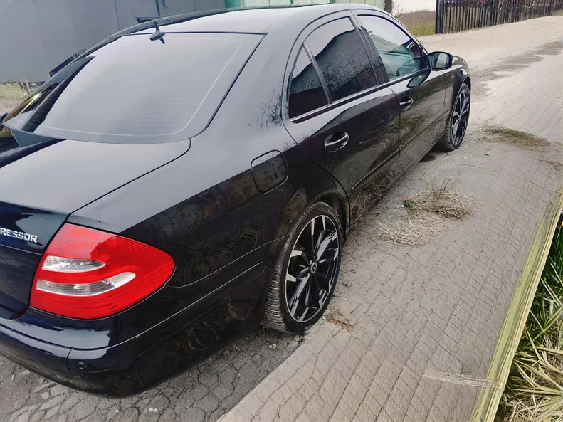 Mercedes-Benz E-Класс 2007