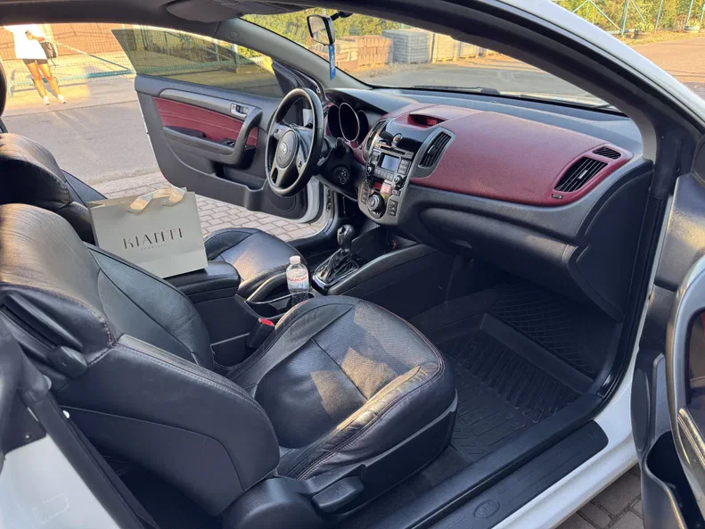 Kia Cerato 2012 - 19