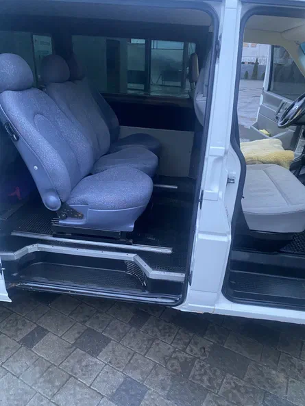 Volkswagen Transporter 2000 - 6