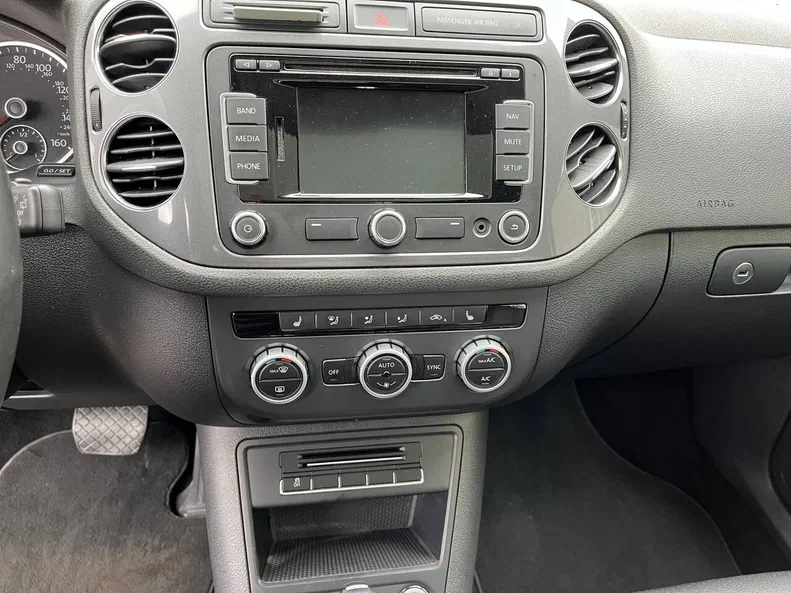 Volkswagen Tiguan 2015 - 11