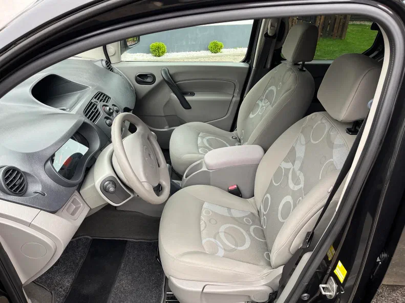 Renault Kangoo 2010 - 14