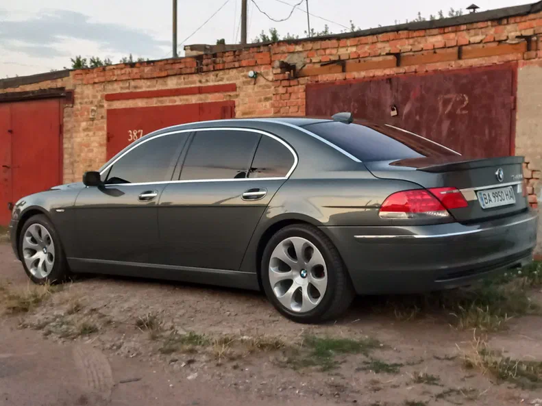 BMW 7 серии 2005
