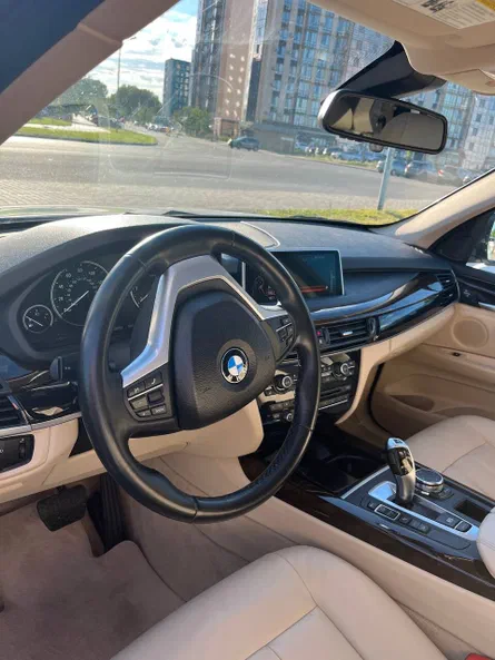 BMW X5 2015 - 5