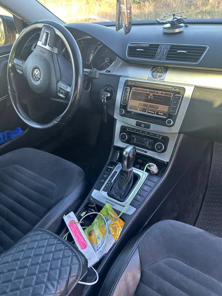 Volkswagen Passat 2011 - 10