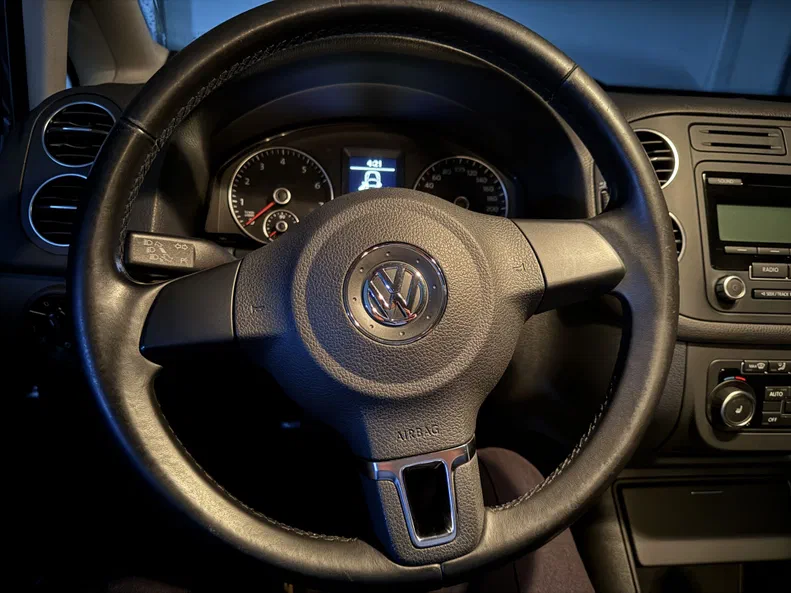 Volkswagen Golf 2010 - 13