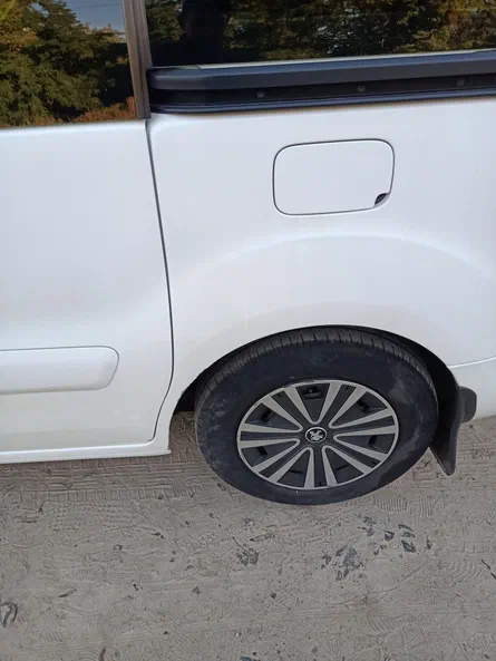 Peugeot Partner 2015 - 13