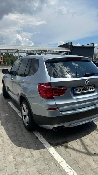 BMW X3 2011