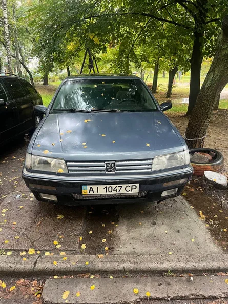 Peugeot 605 1990