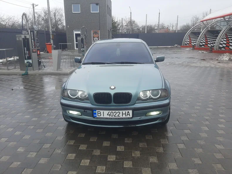 BMW 3 серии 2001