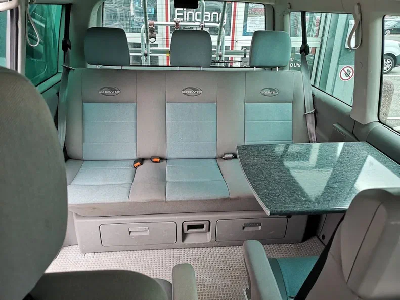 Volkswagen Transporter 2001 - 11