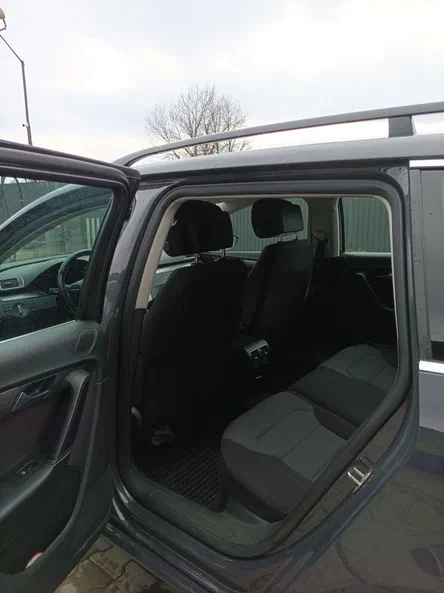 Volkswagen Passat 2011 - 18