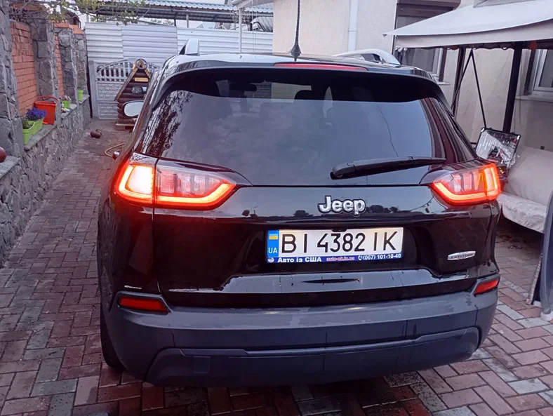 Jeep Cherokee 2018 - 24