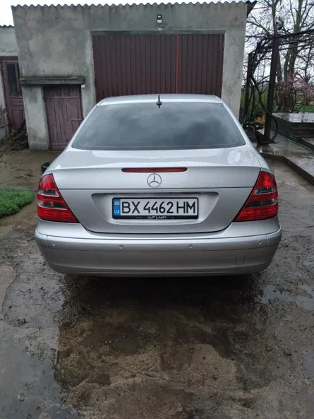 Mercedes-Benz E-Клас 2004 - 11