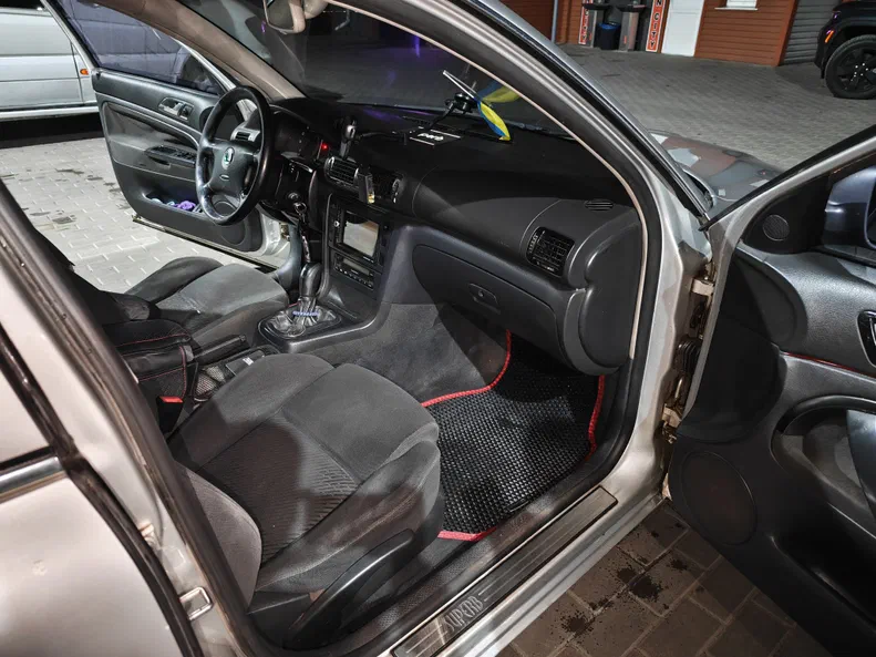 Skoda Superb 2004 - 10