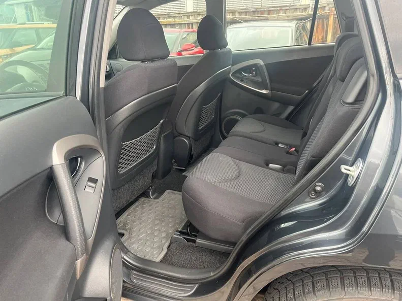 Toyota RAV4 2007 - 7