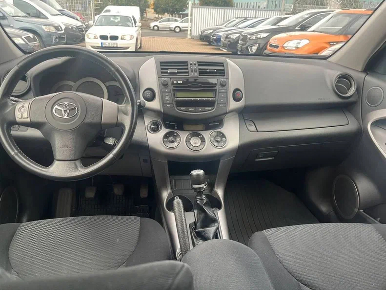 Toyota RAV4 2007 - 11