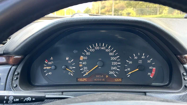 Mercedes-Benz E-Клас 1999 - 8