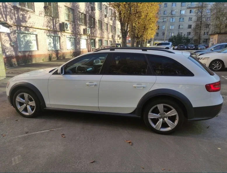 Audi A4 allroad 2014 - 8