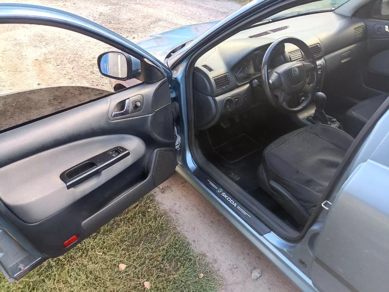 Skoda Octavia 2010 - 8