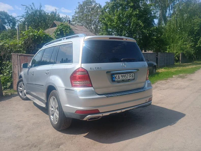 Mercedes-Benz GL-Класс 2011
