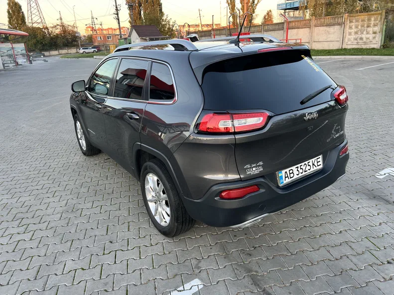 Jeep Cherokee 2015 - 10