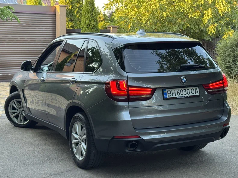 BMW X5 2015 - 11