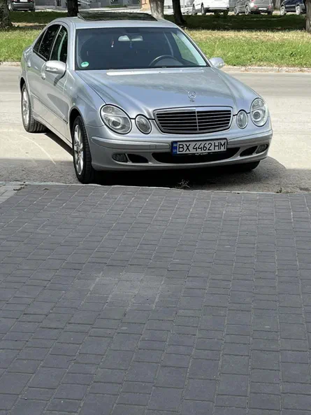 Mercedes-Benz E-Класс 2004