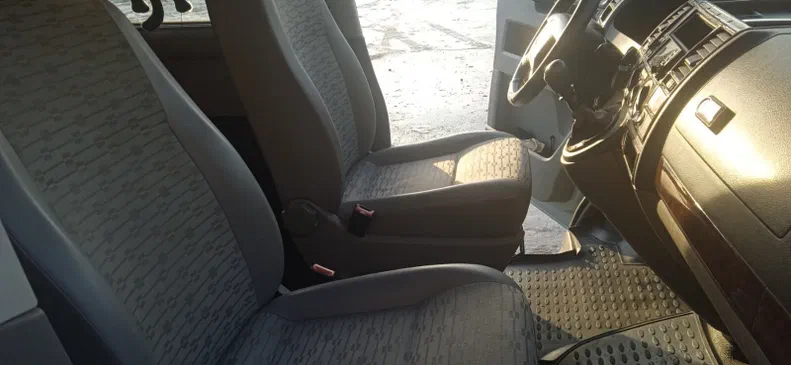 Volkswagen Transporter 2006 - 16