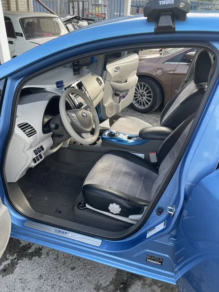 Nissan Leaf 2011 - 15