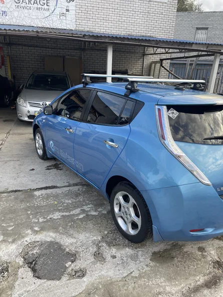 Nissan Leaf 2011 - 5