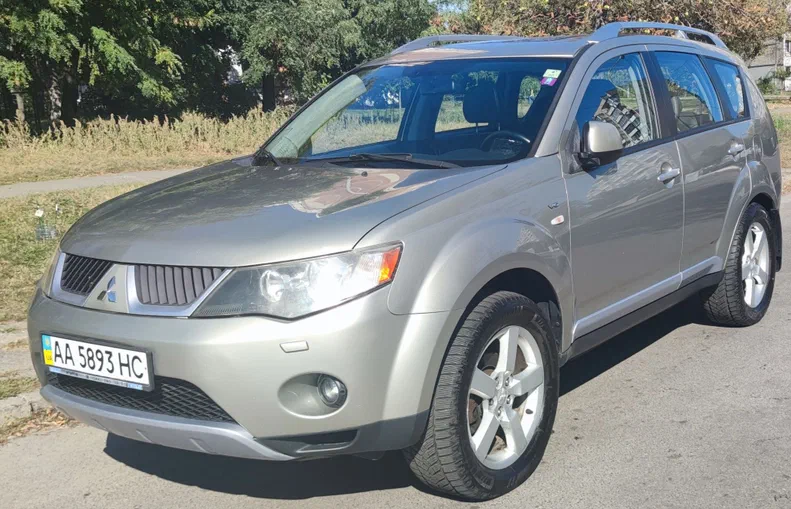 Mitsubishi Outlander 2008