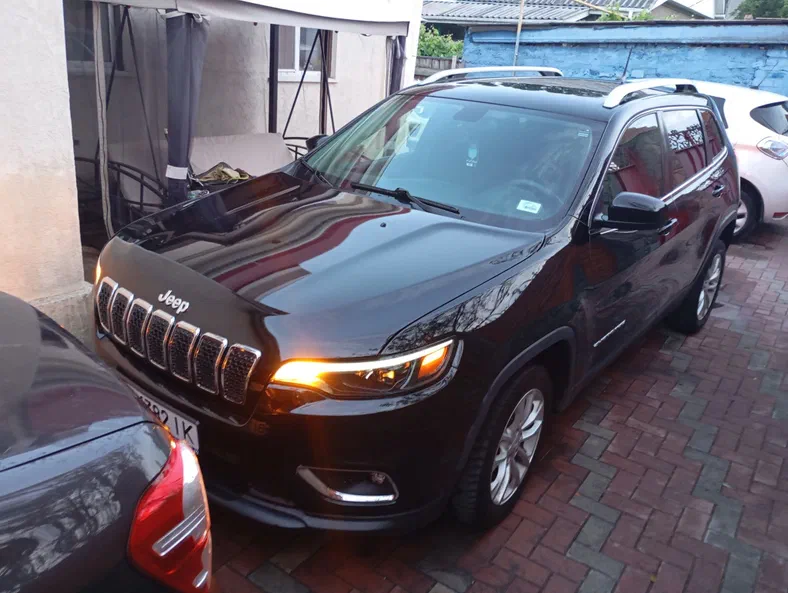 Jeep Cherokee 2018 - 27