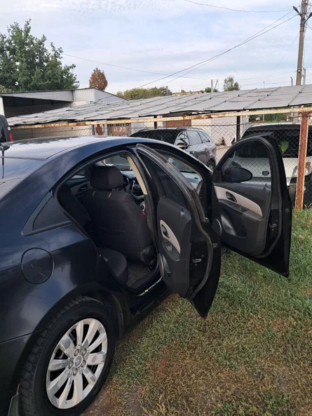 Chevrolet Cruze 2010 - 5