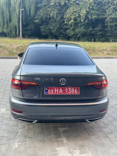 Volkswagen Jetta 2019 - 11