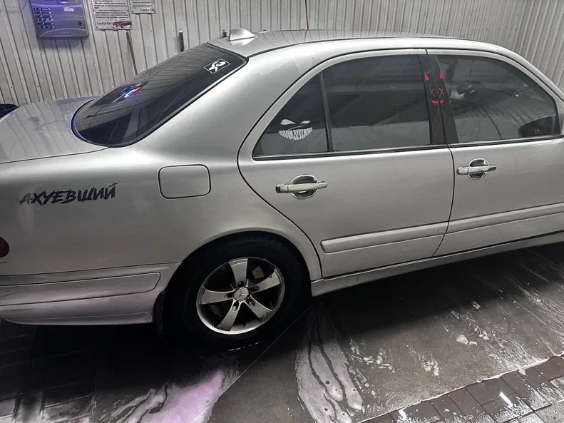 Mercedes-Benz E-Класс 2000