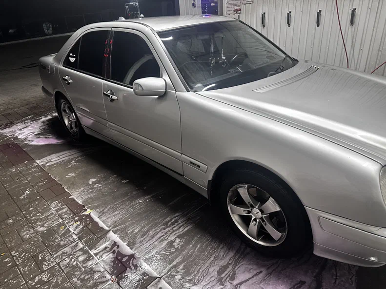 Mercedes-Benz E-Класс 2000