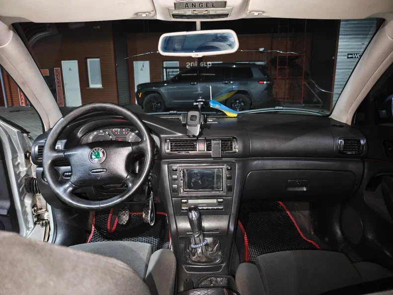 Skoda Superb 2004 - 7