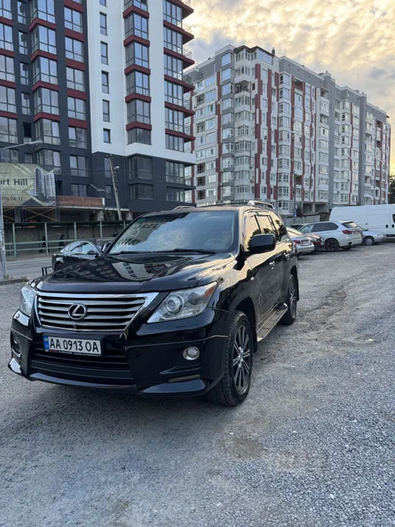 Lexus LX 2010 - 5