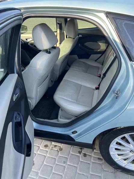 Ford Focus 2013 - 10