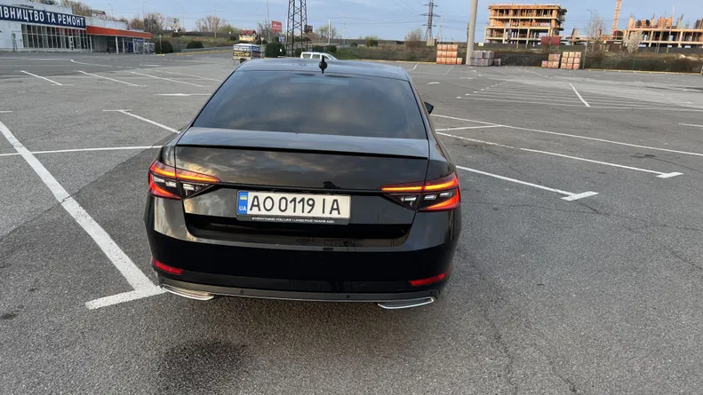 Skoda Superb 2019 - 6
